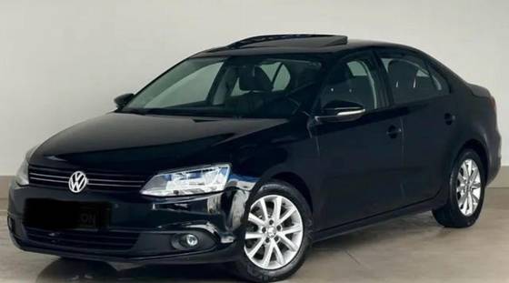 VOLKSWAGEN JETTA 2.0 COMFORTLINE FLEX 4P TIPTRONIC